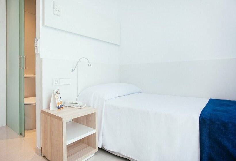 اتاق استاندارد یک نفره, Globales Acis y Galatea