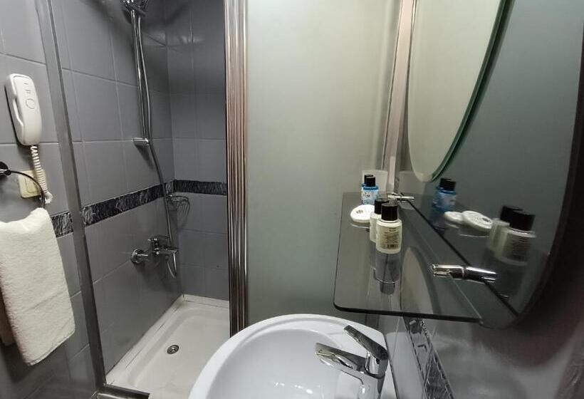 اتاق لوکس, Golden Horn