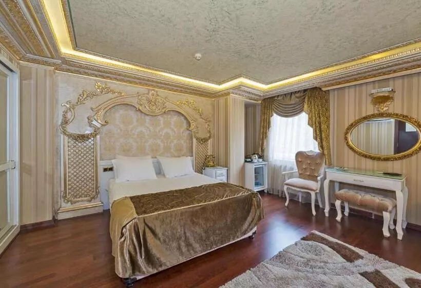 سوییت جونیور, Golden Horn