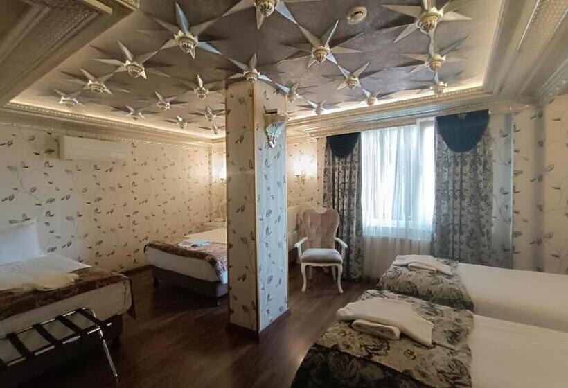 اتاق خانوادگی, Golden Horn