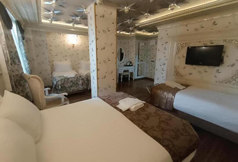 اتاق خانوادگی, Golden Horn