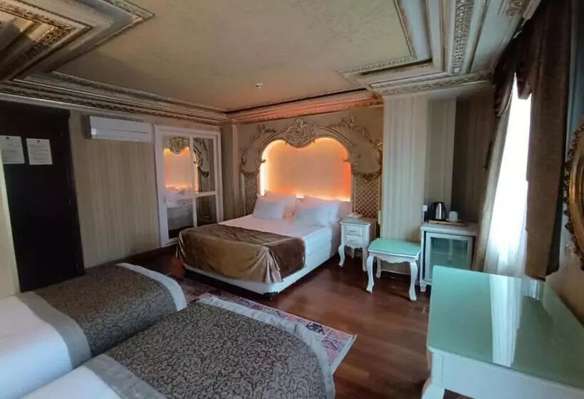 اتاق استاندارد چهار تخته, Golden Horn