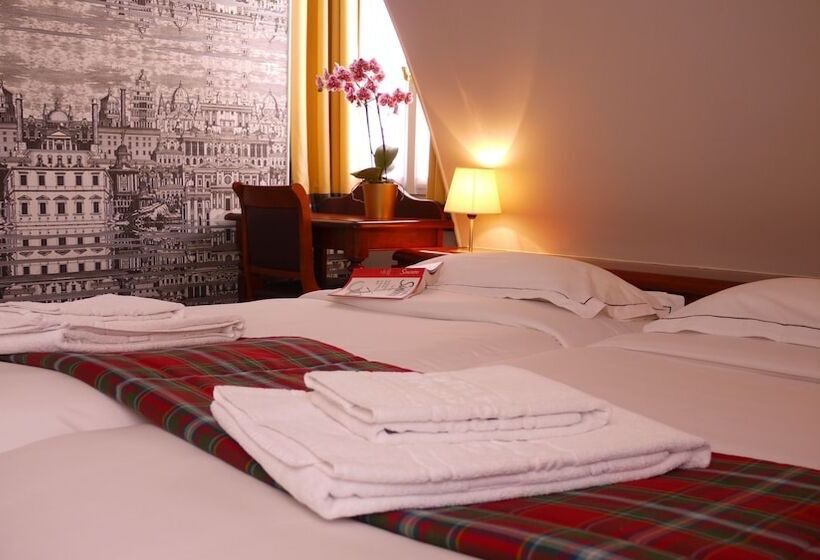 آپارتمان خانوادگی 2 خوابه, Home Paris 16