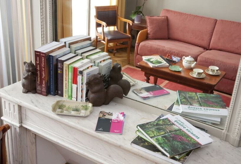 آپارتمان 1 خوابه, Home Paris 16