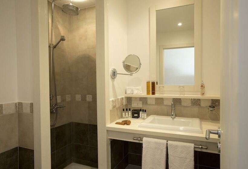 标准间, Le Pinarello