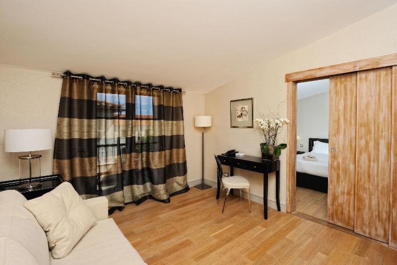 复式套房, Le Pinarello