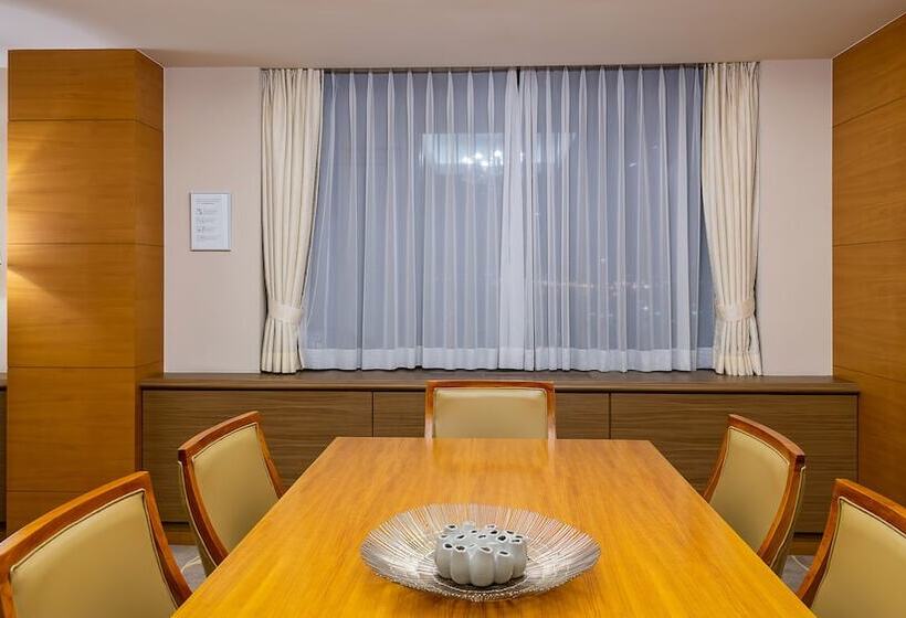 로얄 스위트, Lotte Hotel Vladivostok