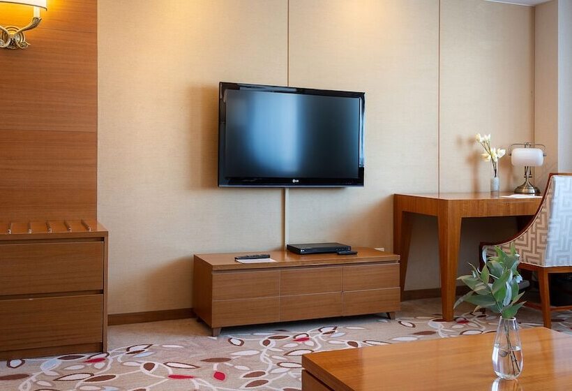 주니어 스위트, Lotte Hotel Vladivostok