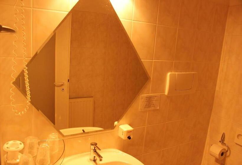 Standardzimmer, Melody