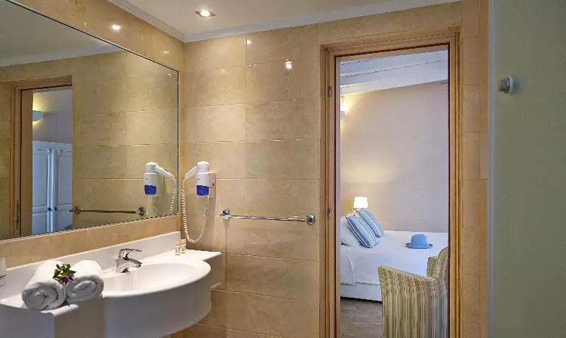 オーシャンビュースーペリアールーム, Orizontes Hotel Santorini