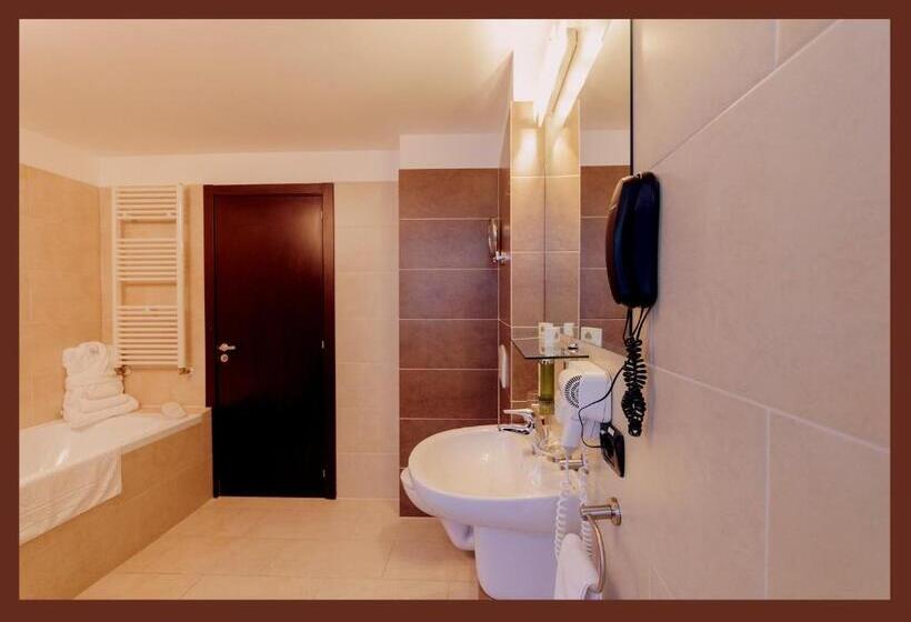 חדר סטנדרט, Paradis