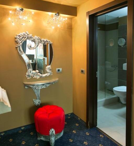 דירת חדר סופריור, Paradis