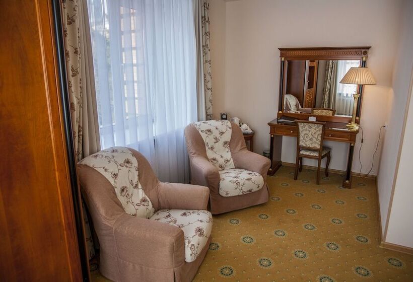 اتاق لوکس, Parus