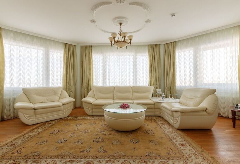 سوئیت پرزیدنت, Pur Navolok