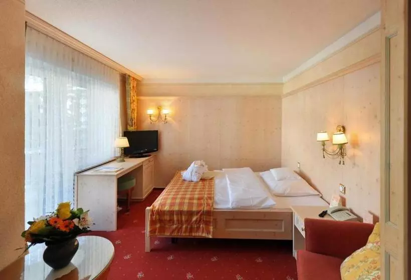 اتاق استاندارد یک نفره, Resort La Ginabelle