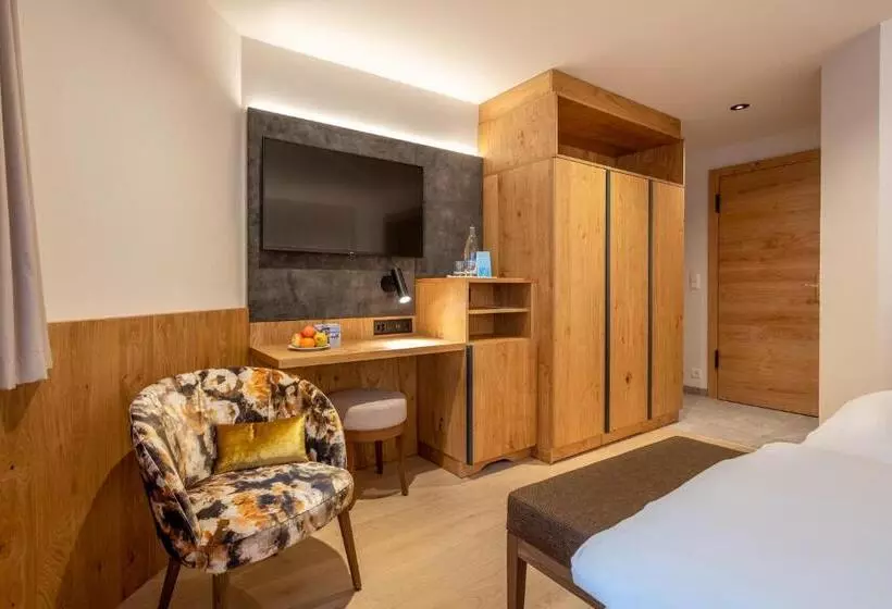 اتاق استاندارد با چشمانداز, Resort La Ginabelle