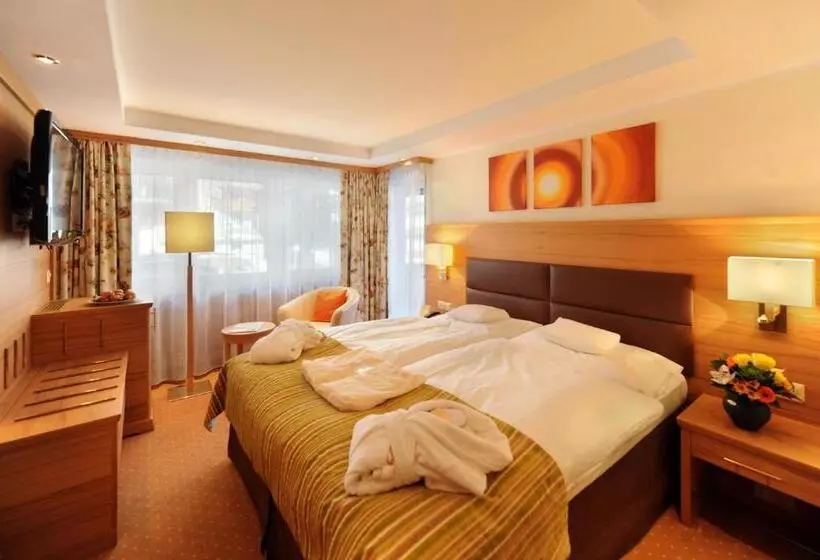 اتاق عادی, Resort La Ginabelle