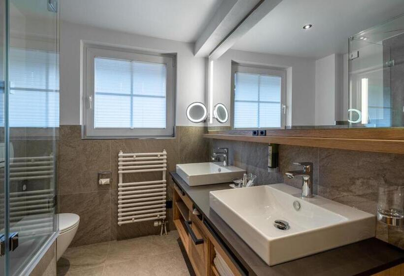 اتاق استاندارد با چشمانداز, Resort La Ginabelle