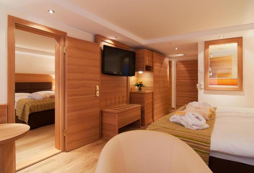 آپارتمان 1 خوابه با چشمانداز, Resort La Ginabelle