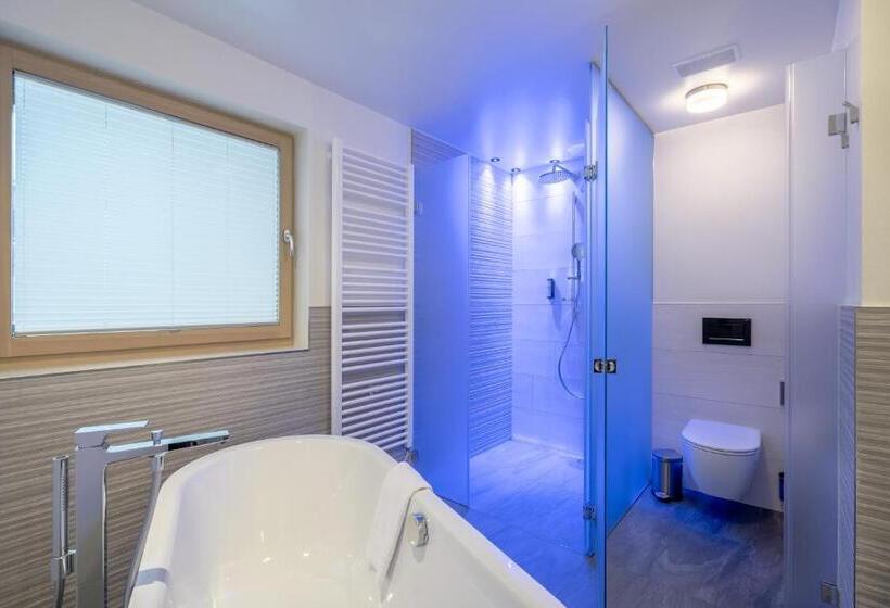 آپارتمان 1 خوابه با چشمانداز, Resort La Ginabelle