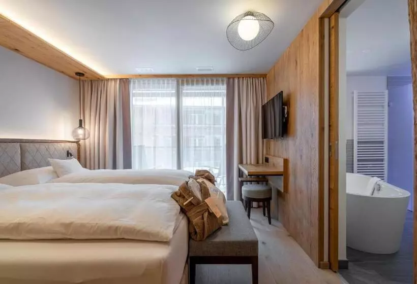 آپارتمان 1 خوابه با چشمانداز, Resort La Ginabelle