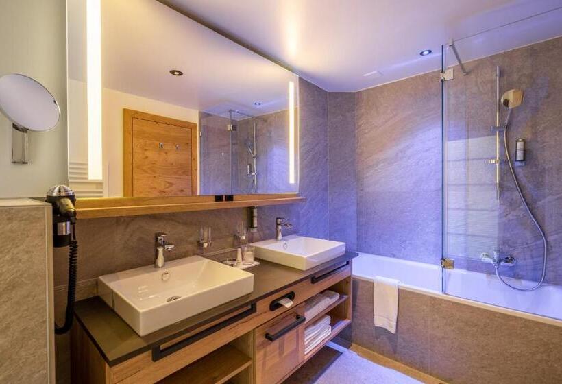 اتاق اکونومی, Resort La Ginabelle