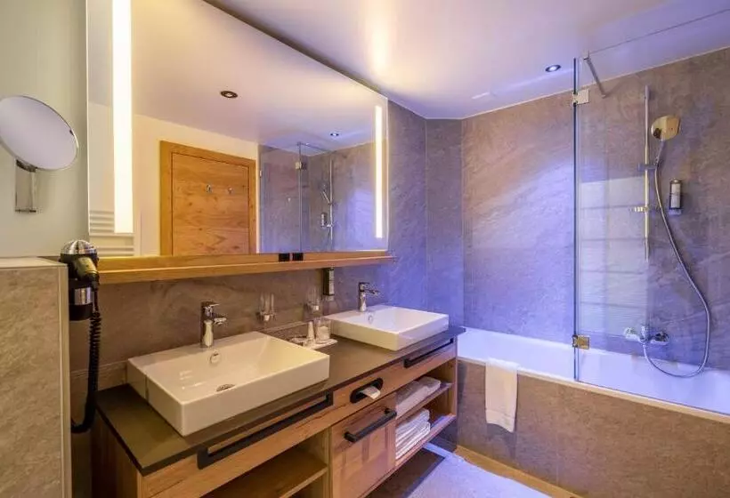 اتاق اکونومی, Resort La Ginabelle