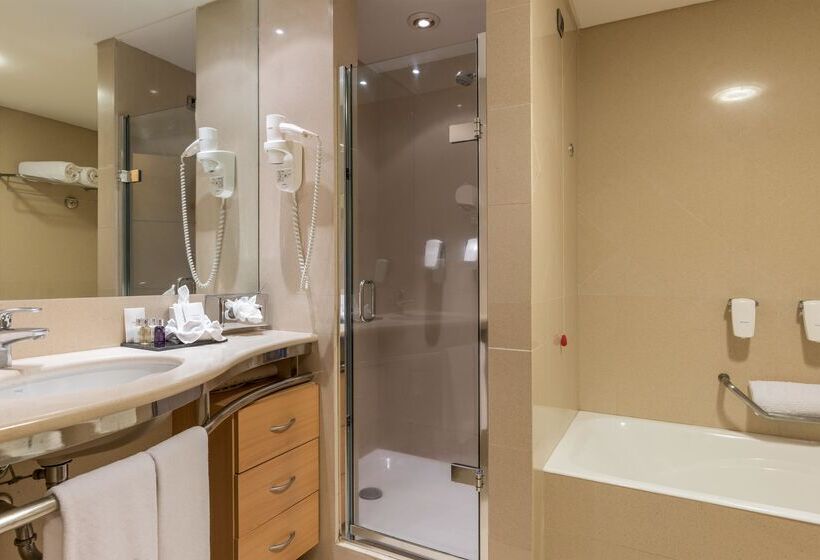 سوییت جونیور با چشمانداز دریا, Royal Savoy  Ocean Resort  Savoy Signature