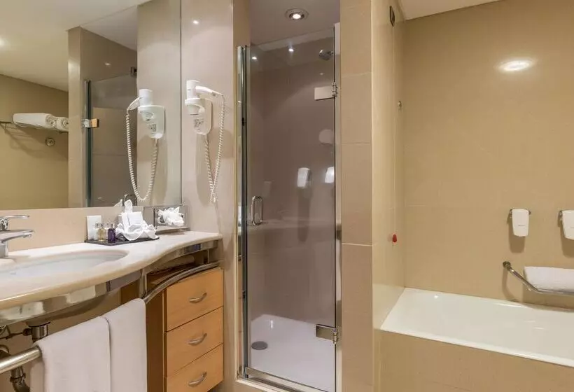 سوییت جونیور با چشم‌انداز دریا, Royal Savoy  Ocean Resort  Savoy Signature