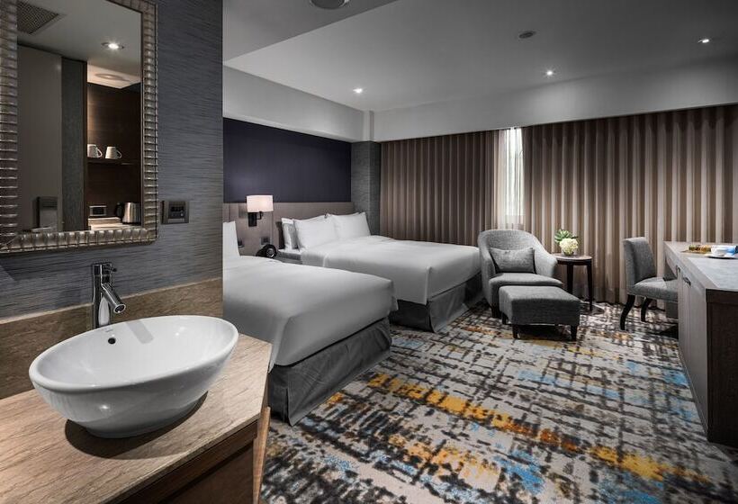 デラックストリプルルーム, Taipei Fullerton Hotel   South