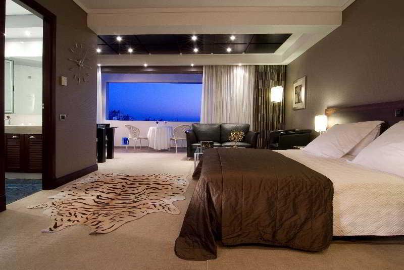 Полулюкс, The Athenian Callirhoe Exclusive