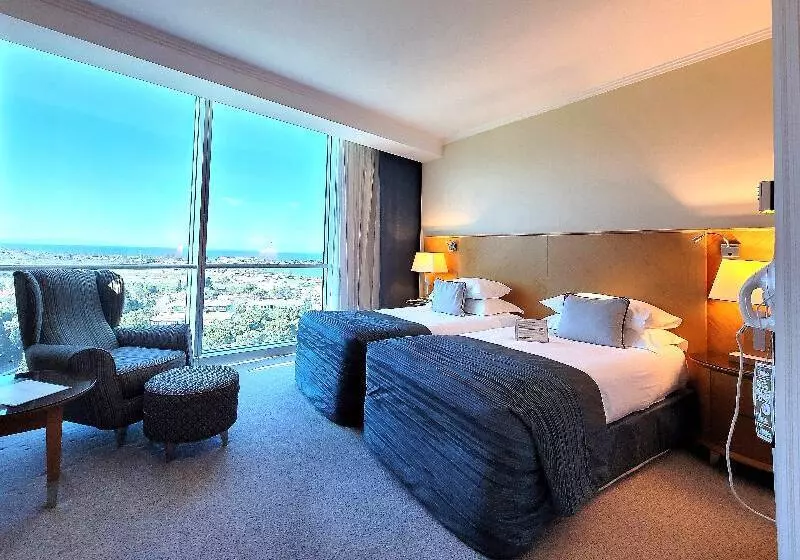 اتاق استاندارد با چشم‌انداز کوهستان, Wyndham Grand Izmir Ozdilek Thermal & Spa