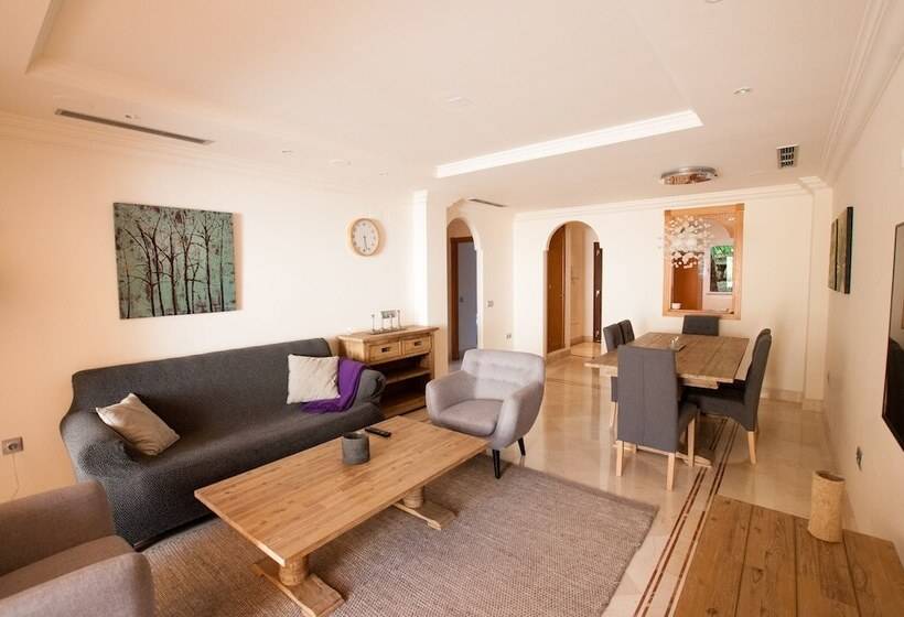 Апартаменты Comfort 2 Спальни, Aloha Hill Club Golf & Spa Apartments
