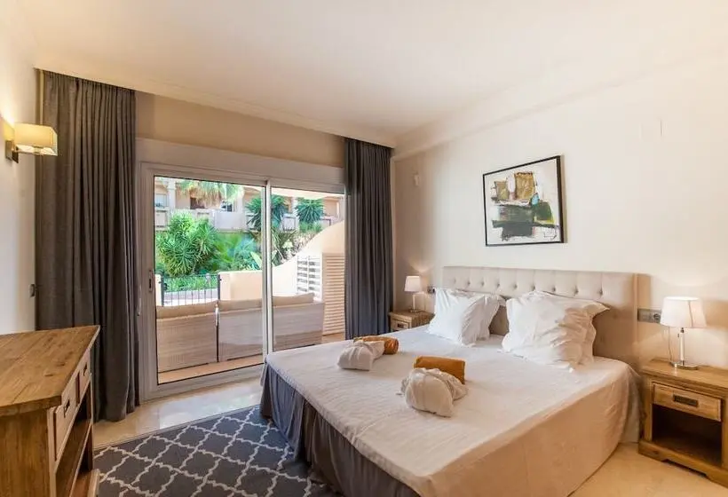 آپارتمان کامفورت 2 خوابه, Aloha Hill Club Golf & Spa Apartments