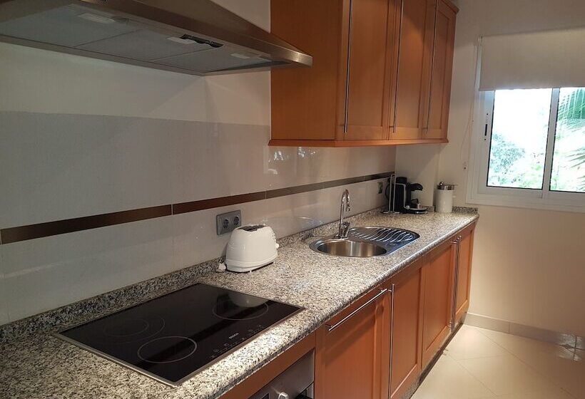 شقة كومفورت غرفتين نوم, Aloha Hill Club Golf & Spa Apartments