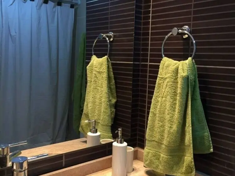 ２ベッドルームアパートメント, Green Apartments