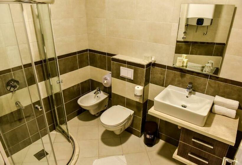 آپارتمان 2 خوابه با چشمانداز دریا, Cruiser