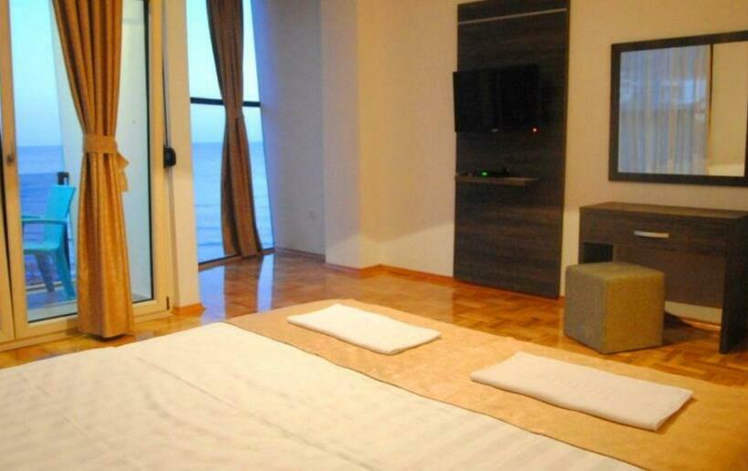 آپارتمان 2 خوابه با چشمانداز دریا, Cruiser