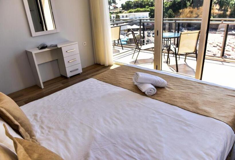 آپارتمان 1 خوابه با بالکن و چشمانداز دریا, Cruiser