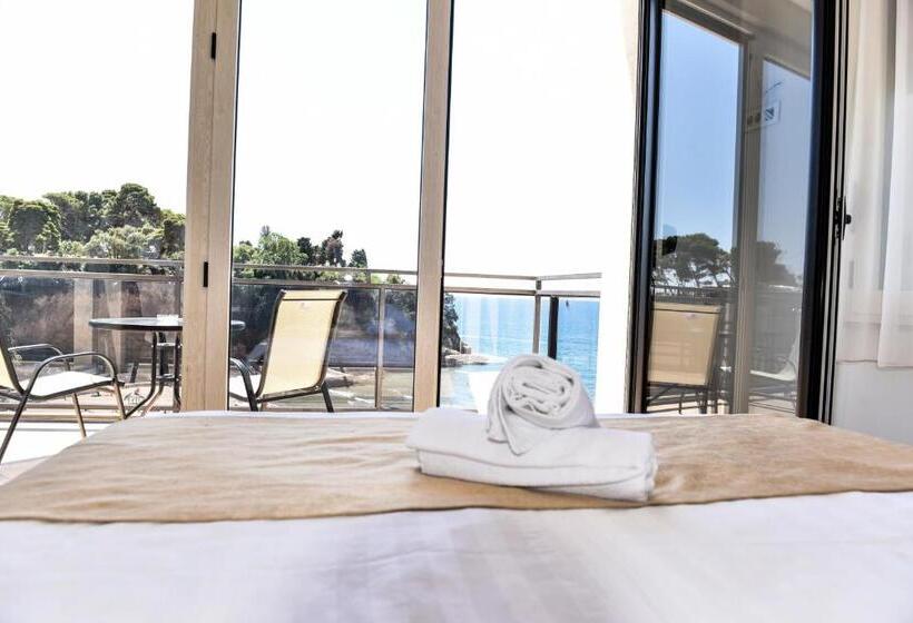 آپارتمان 1 خوابه با بالکن و چشمانداز دریا, Cruiser