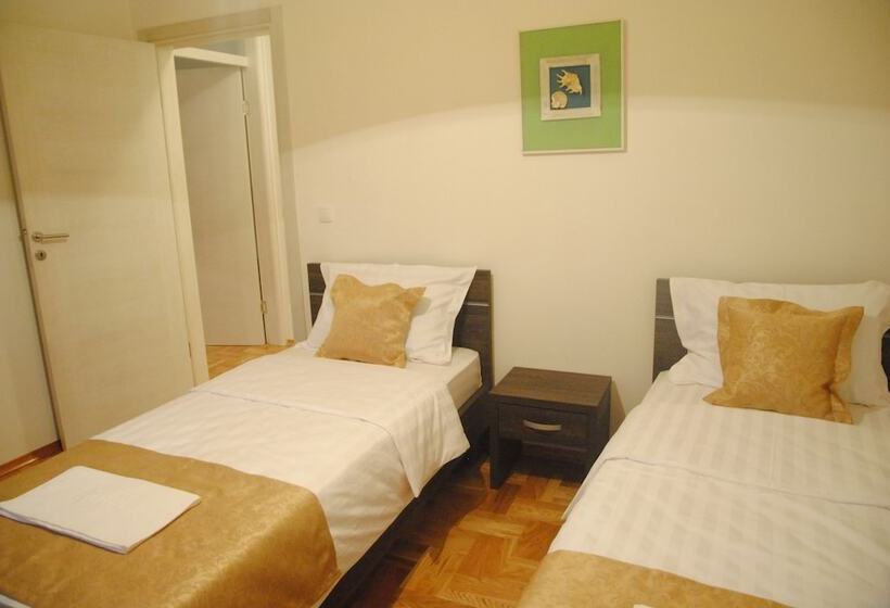 آپارتمان 2 خوابه با چشمانداز دریا, Cruiser