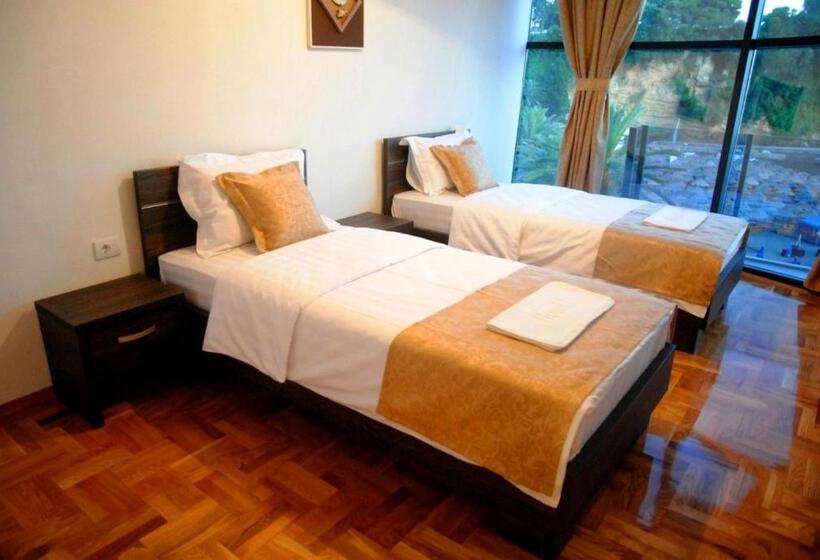 آپارتمان 2 خوابه با چشمانداز دریا, Cruiser