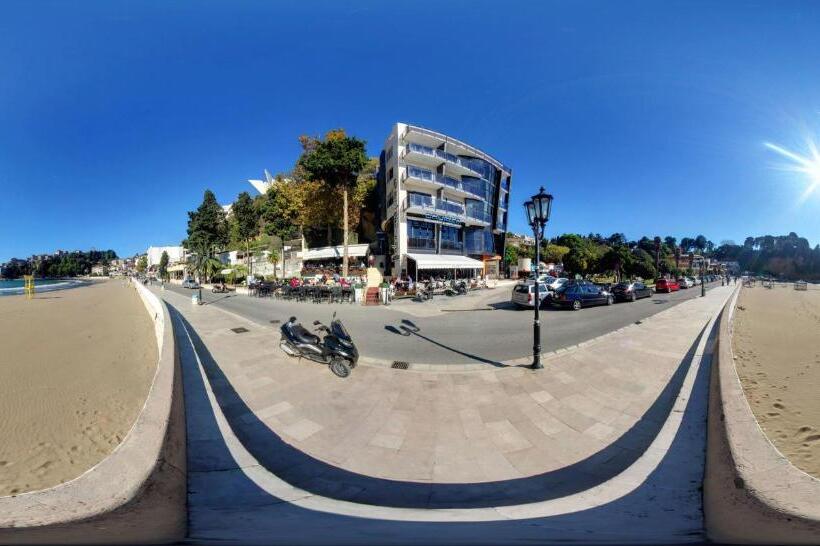 آپارتمان 2 خوابه با چشمانداز دریا, Cruiser