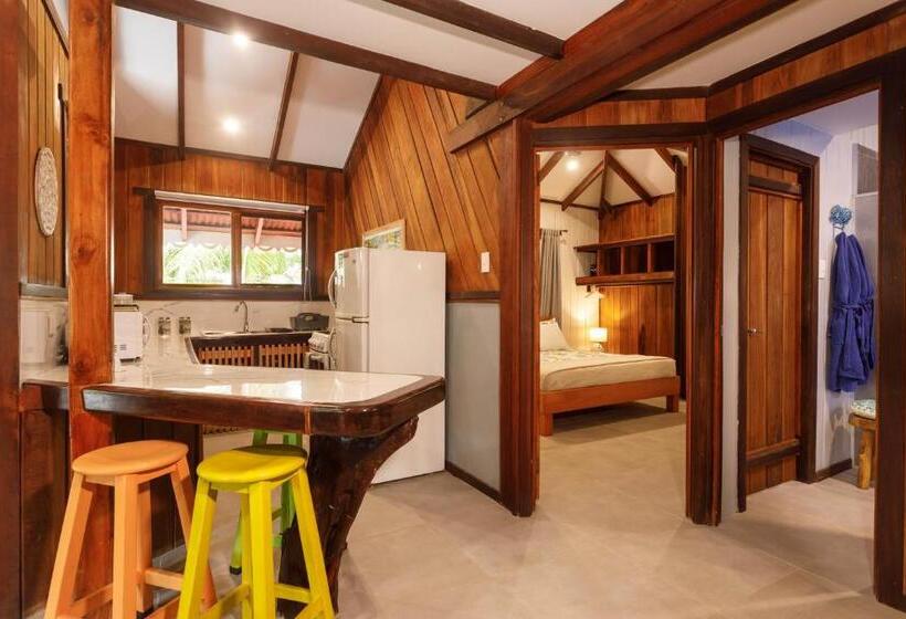 2ベッドルームハウス, Kalawala