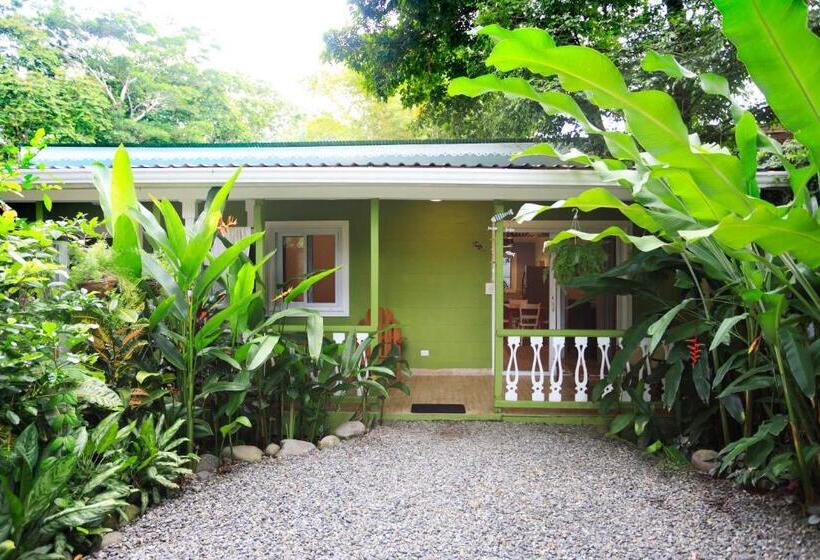 1ベッドルームハウス, Kalawala