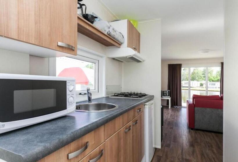 דירת שני חדרים, Mb Noordiek Chalet