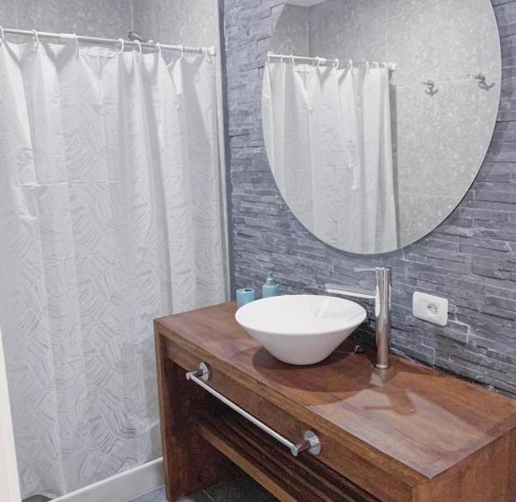 اتاق استاندارد سه نفره, La Posadita