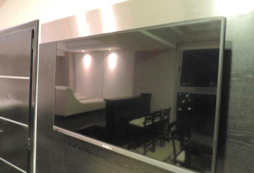 سوییت, Apart Belgrano