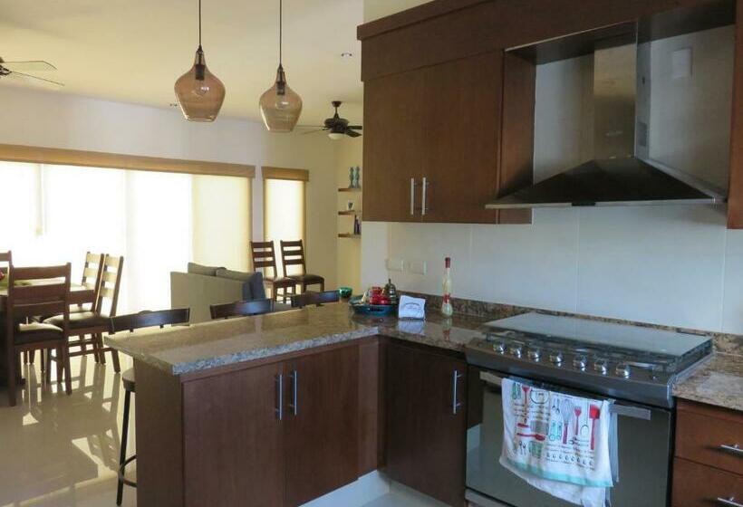 דירת חדר בקומת קרקע, Apartamento En La Playa En Mazatlán