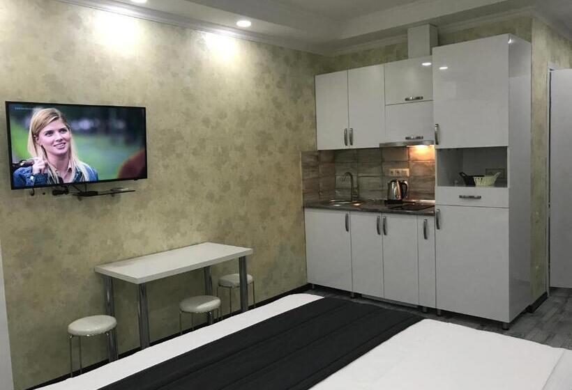 سوییت با چشم‌انداز دریا, Aparthotel Selfie